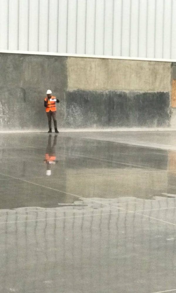 Instalación de sistema de abrillantado de concreto PERMASHINE